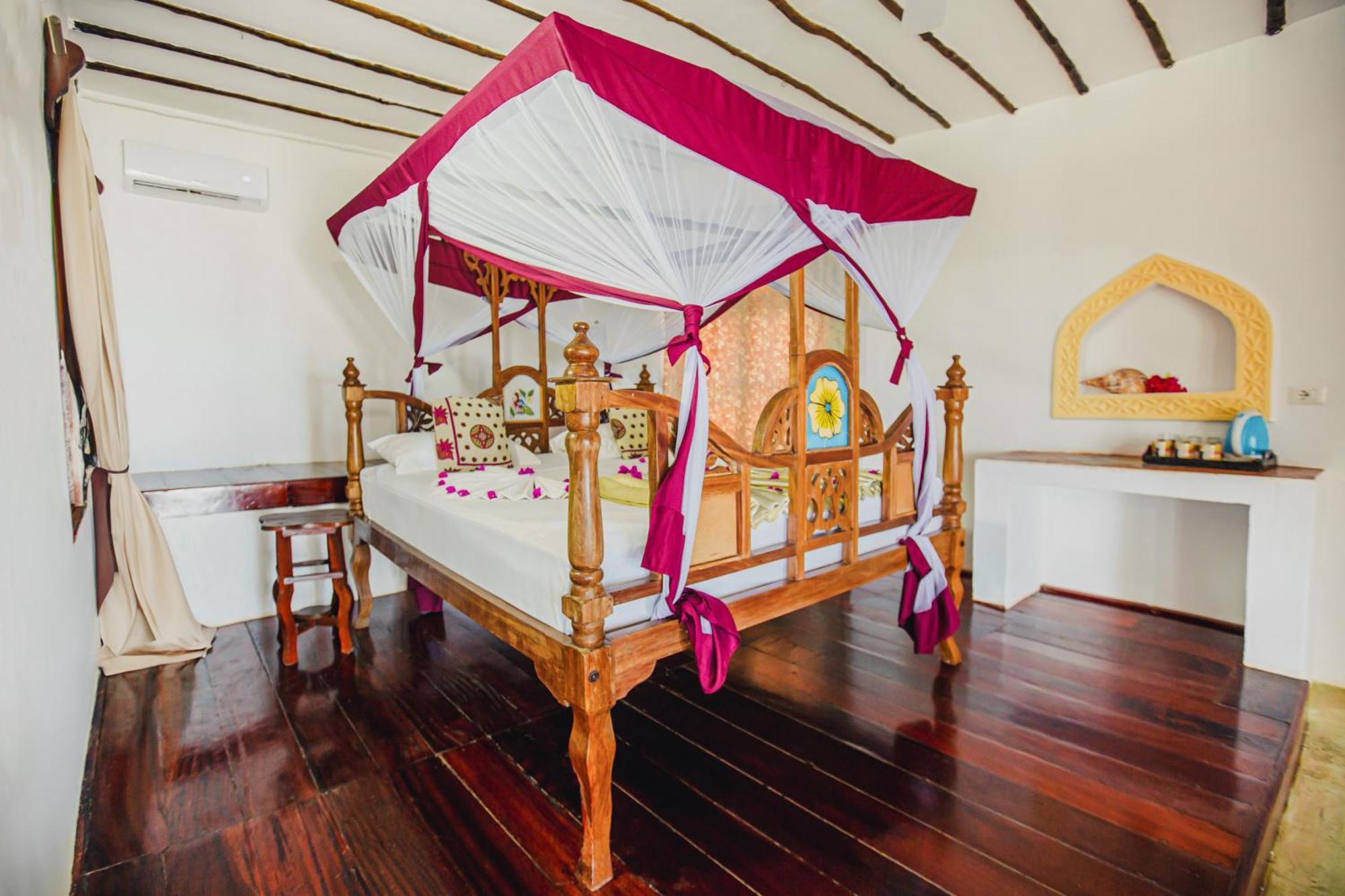 AHG Waridi Beach Resort&SPA Pwani Mchangani Esterno foto
