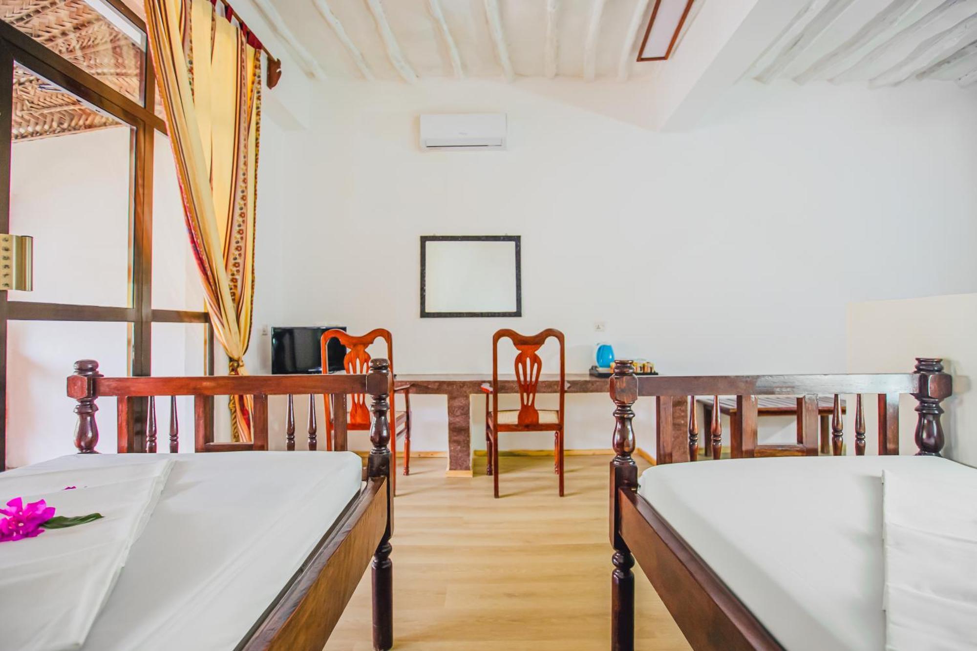 AHG Waridi Beach Resort&SPA Pwani Mchangani Esterno foto