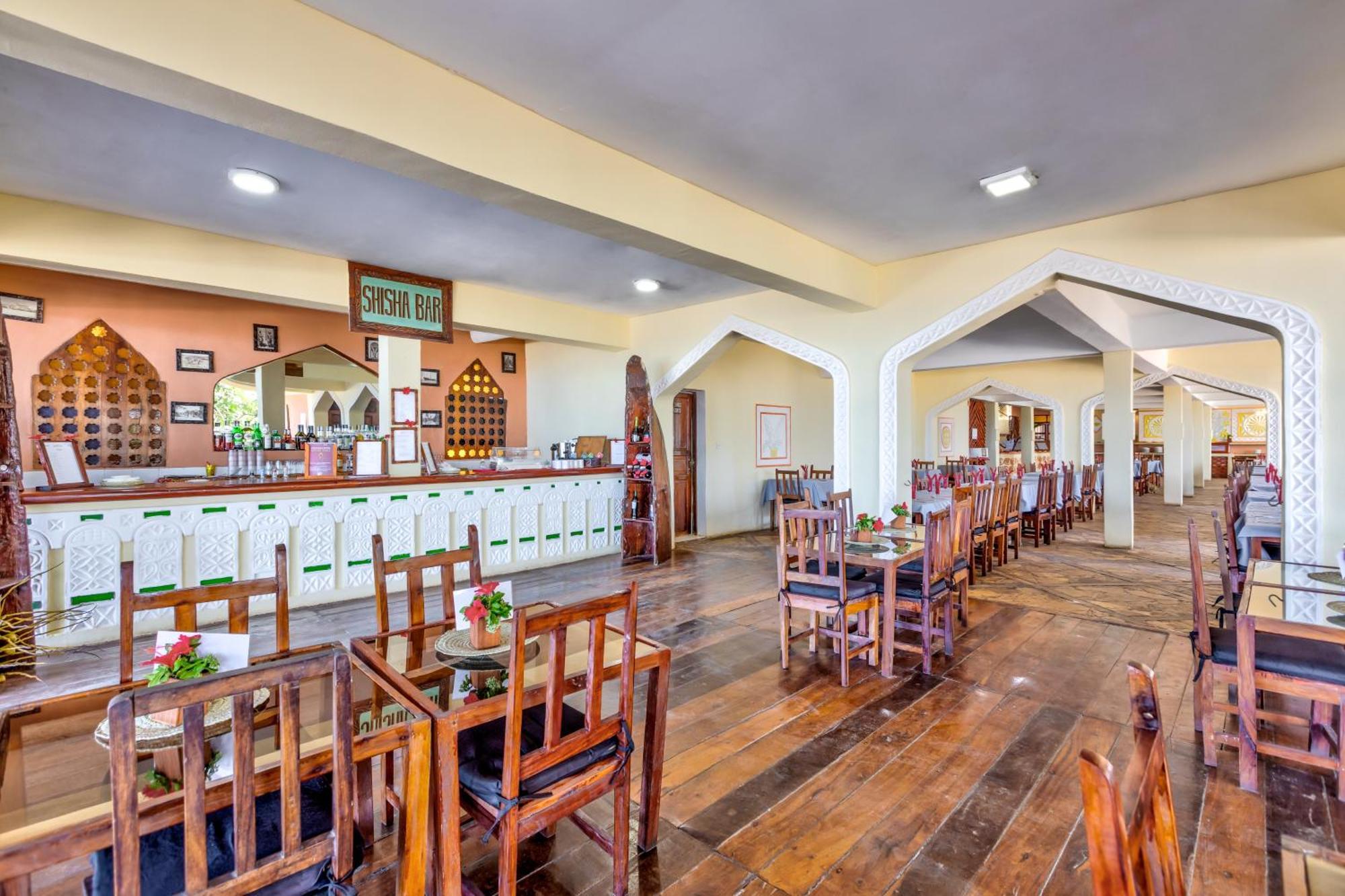 AHG Waridi Beach Resort&SPA Pwani Mchangani Esterno foto