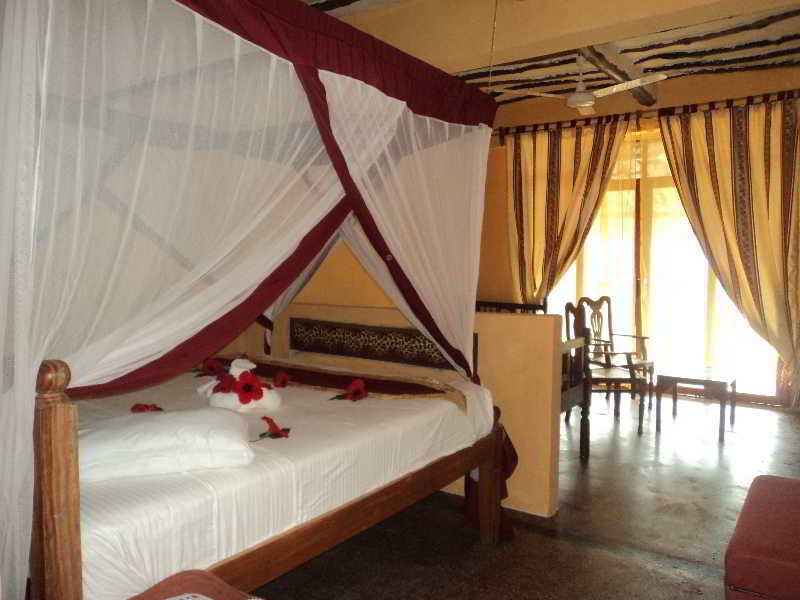 AHG Waridi Beach Resort&SPA Pwani Mchangani Esterno foto