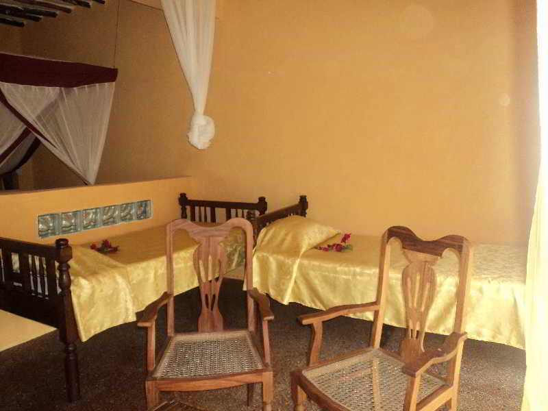AHG Waridi Beach Resort&SPA Pwani Mchangani Esterno foto